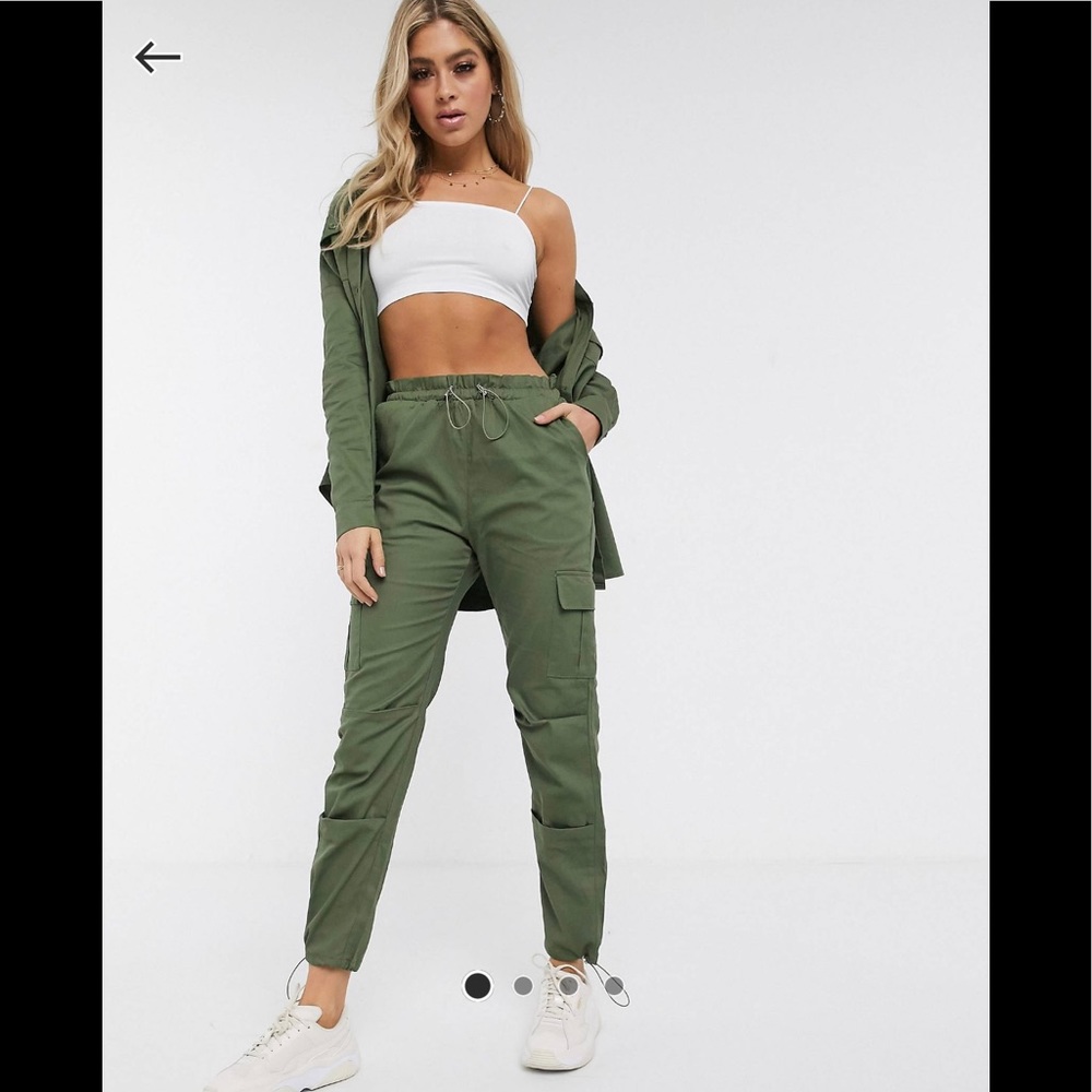 NWT cargo bungee pants